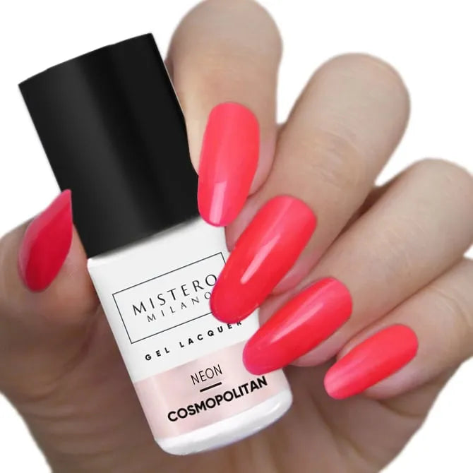 COSMOPOLITAN neon